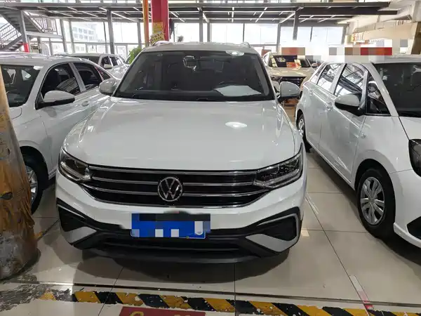 Volkswagen Tiguan L 2022