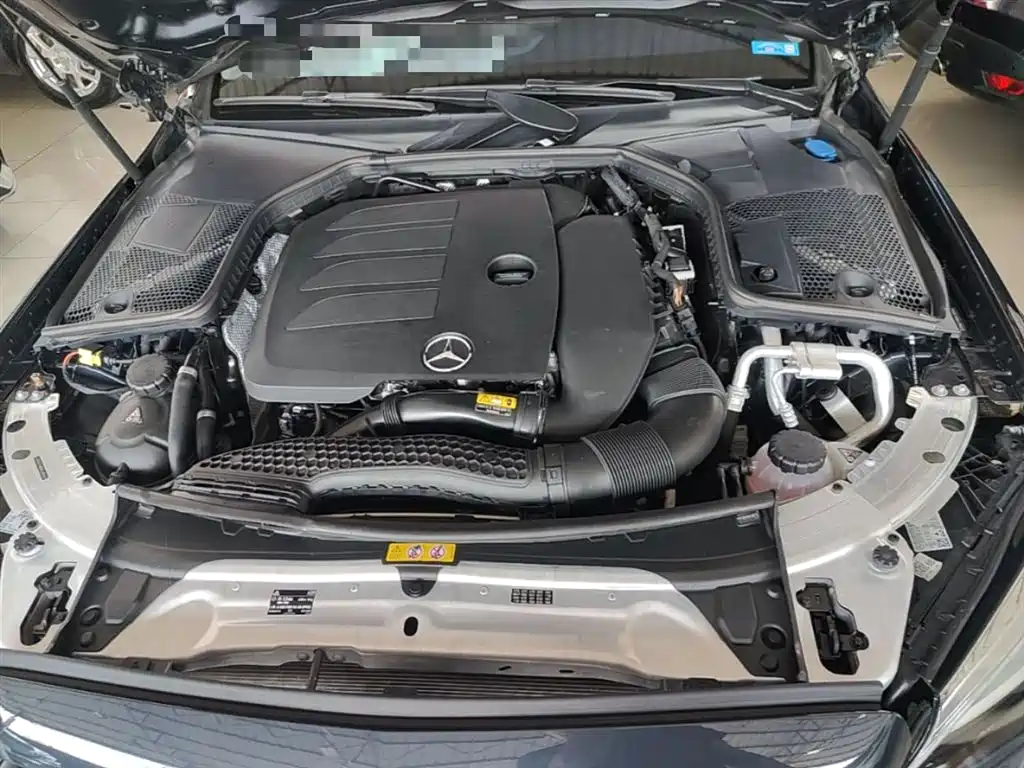 Mercedes-Benz C-Class 2019 — фото 20