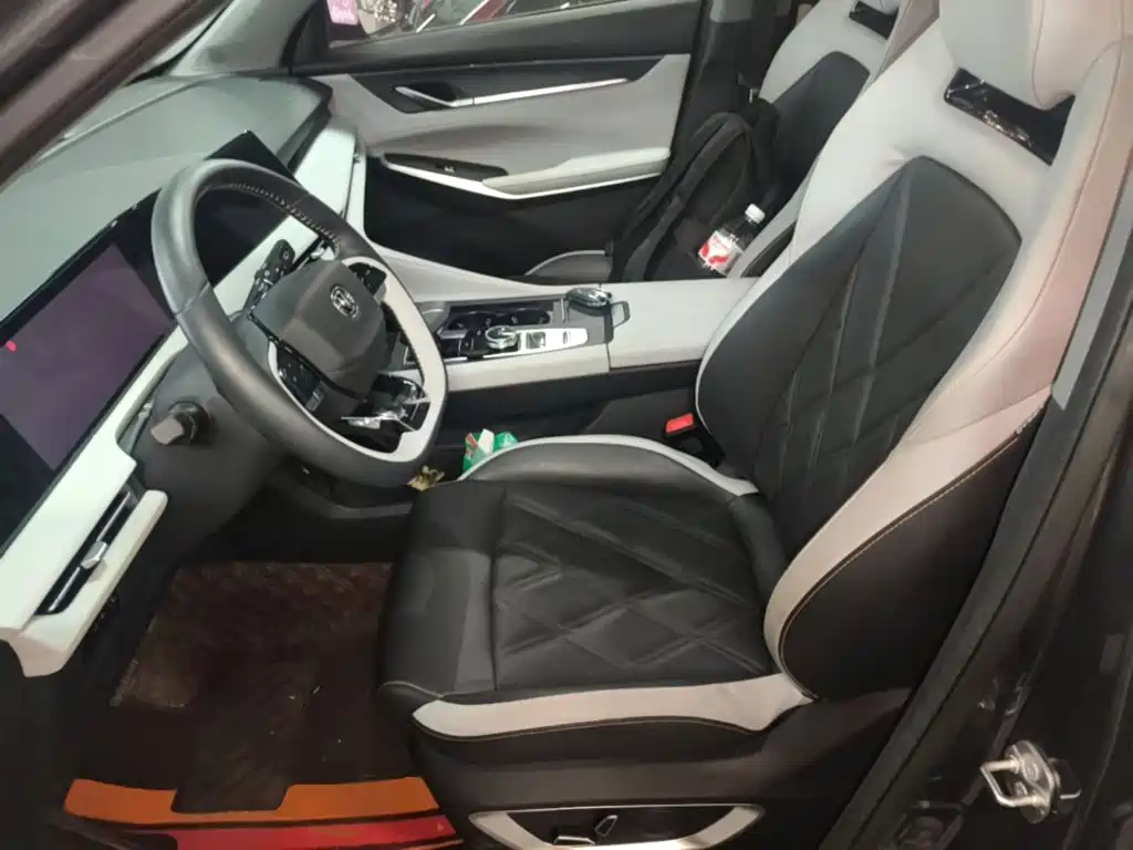 Changan CS75PLUS 2024 — фото 15