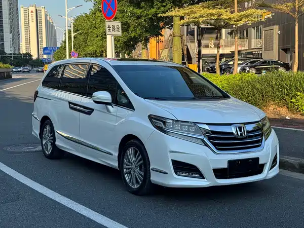 Honda Elysion 2019