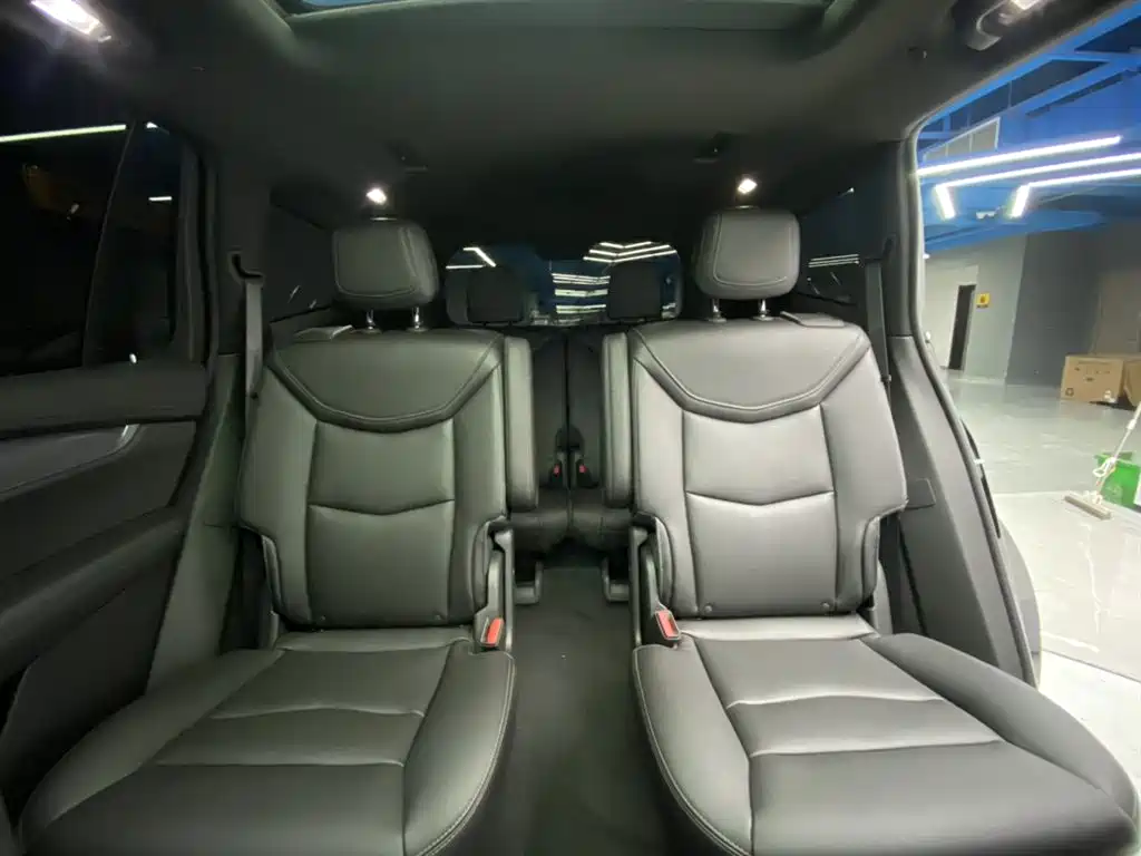 Cadillac XT6 2021 — фото 19