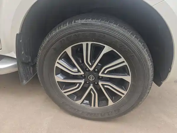 Nissan Terra 2022