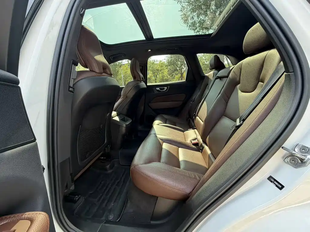 Volvo XC60 2021