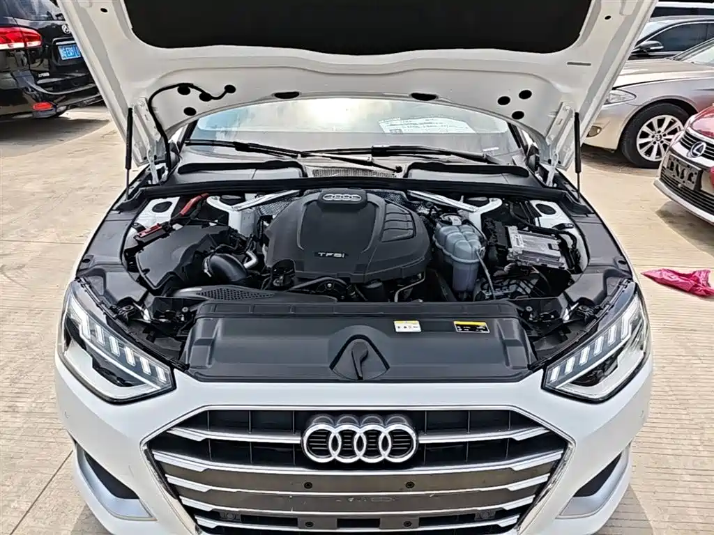 Audi A4L 2021 — фото 20