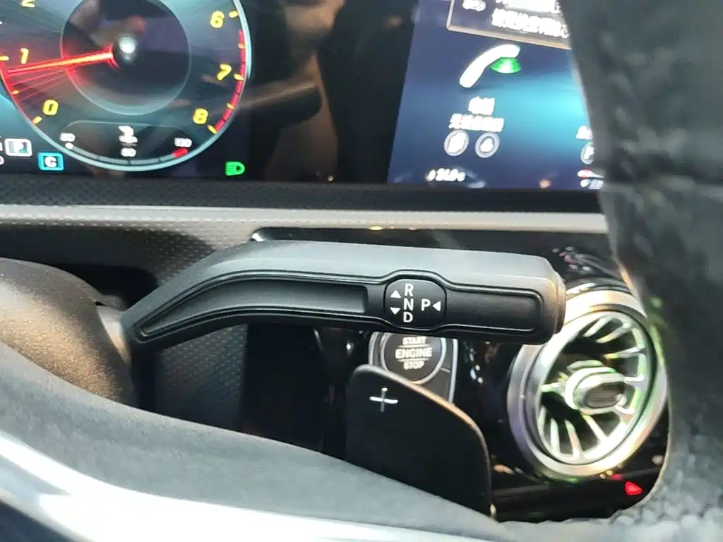 Mercedes-Benz A-Class 2020 — фото 14