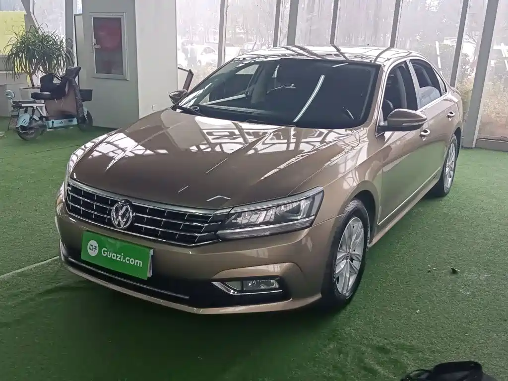 Volkswagen Passat 2017 — фото 1