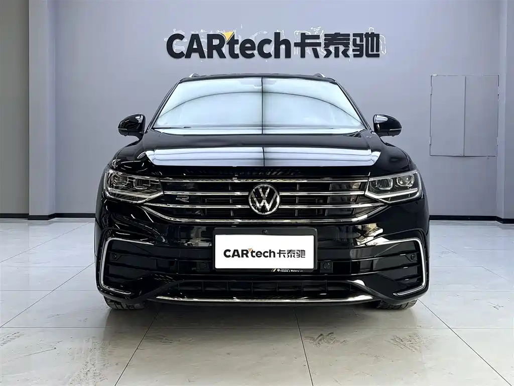 Volkswagen Tiguan L 2022 — фото 2