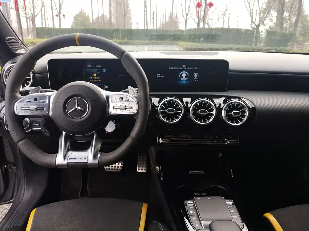 Mercedes-Benz A-Class AMG 2021 — фото 10
