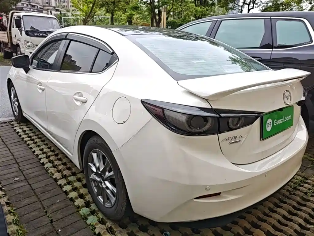 Mazda 3 Axela 2016 — фото 5