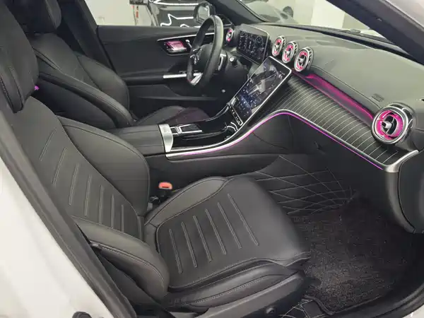 Mercedes-Benz C-Class 2024
