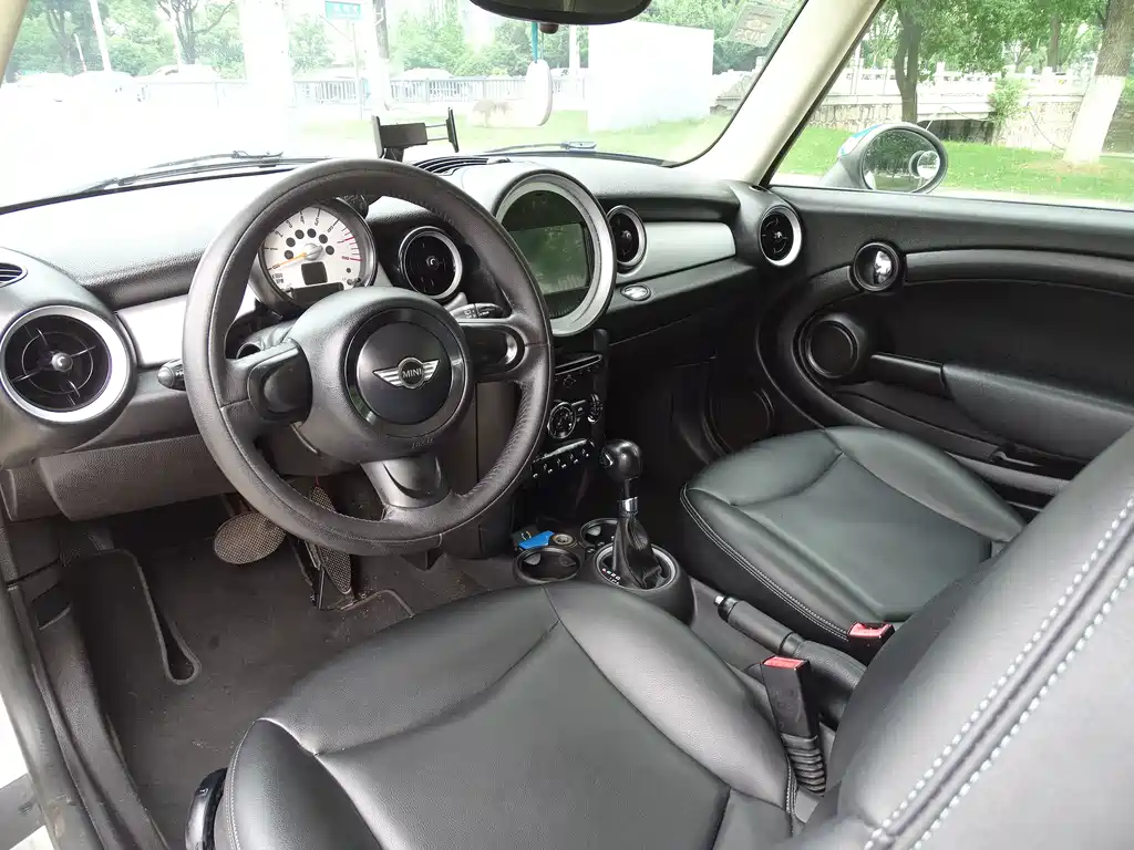 MINI Clubman 2014 — фото 23