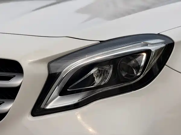 Mercedes-Benz GLA 2019
