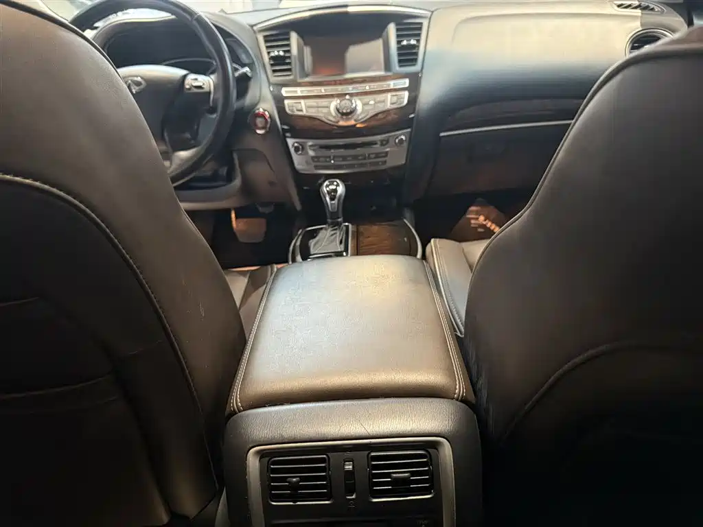 Infiniti QX60 2018 — фото 15