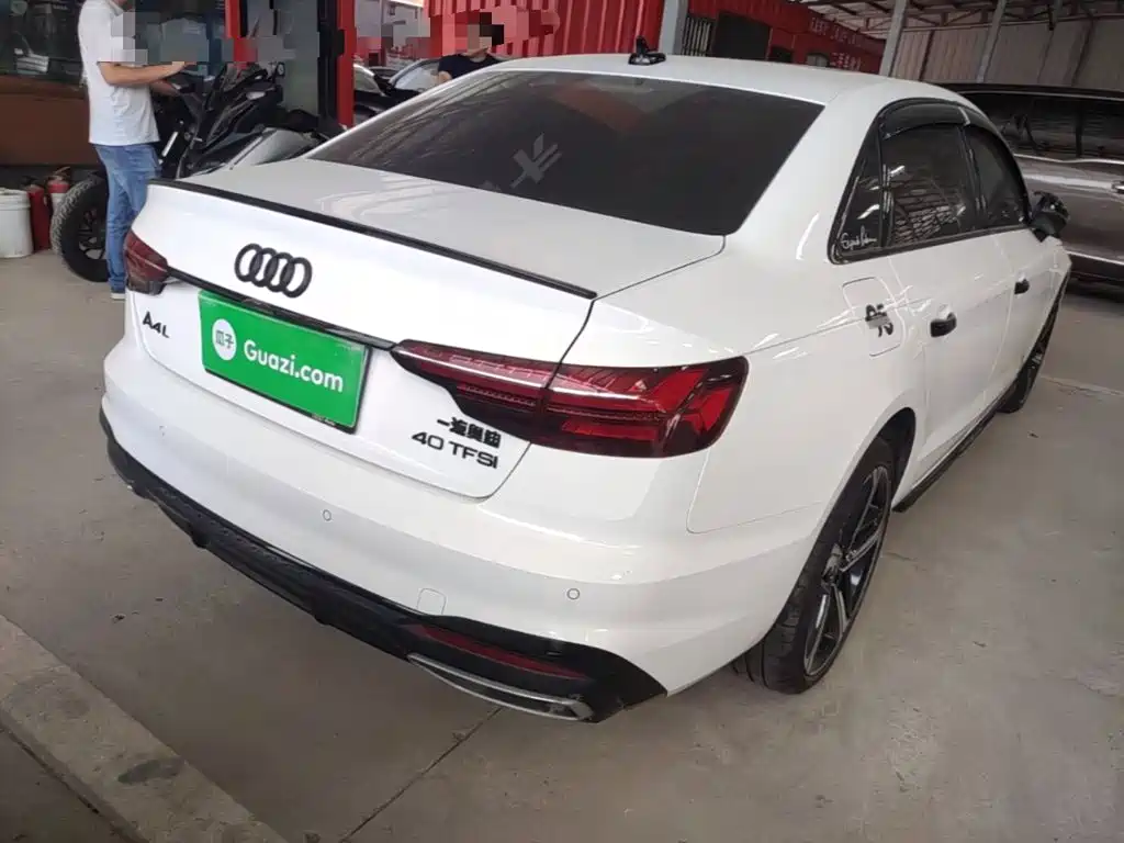 Audi A4L 2025