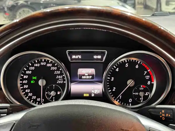 Mercedes-Benz M-Class 2014