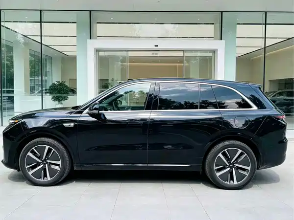 Li Auto L6 2024