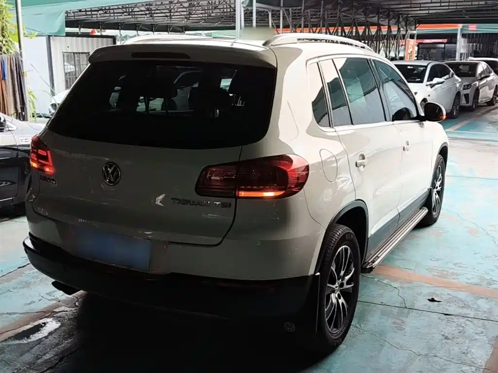 Volkswagen Tiguan 2015 — фото 7