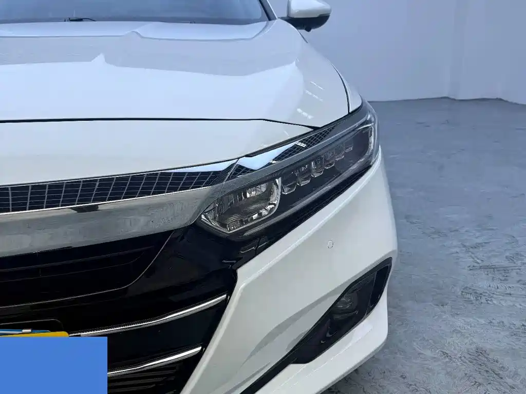 Honda Accord 2023 — фото 10