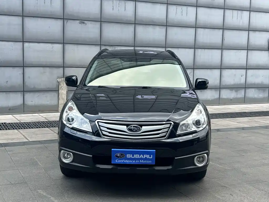 Subaru Outback 2012 — фото 2