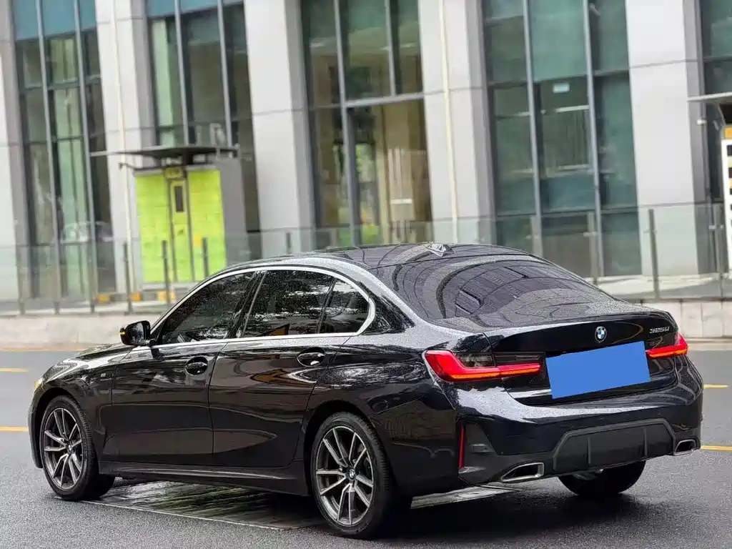 BMW 3 Series 2022