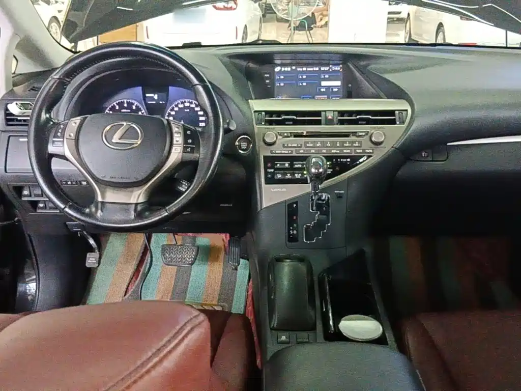 Lexus RX Classic 2015 — фото 10