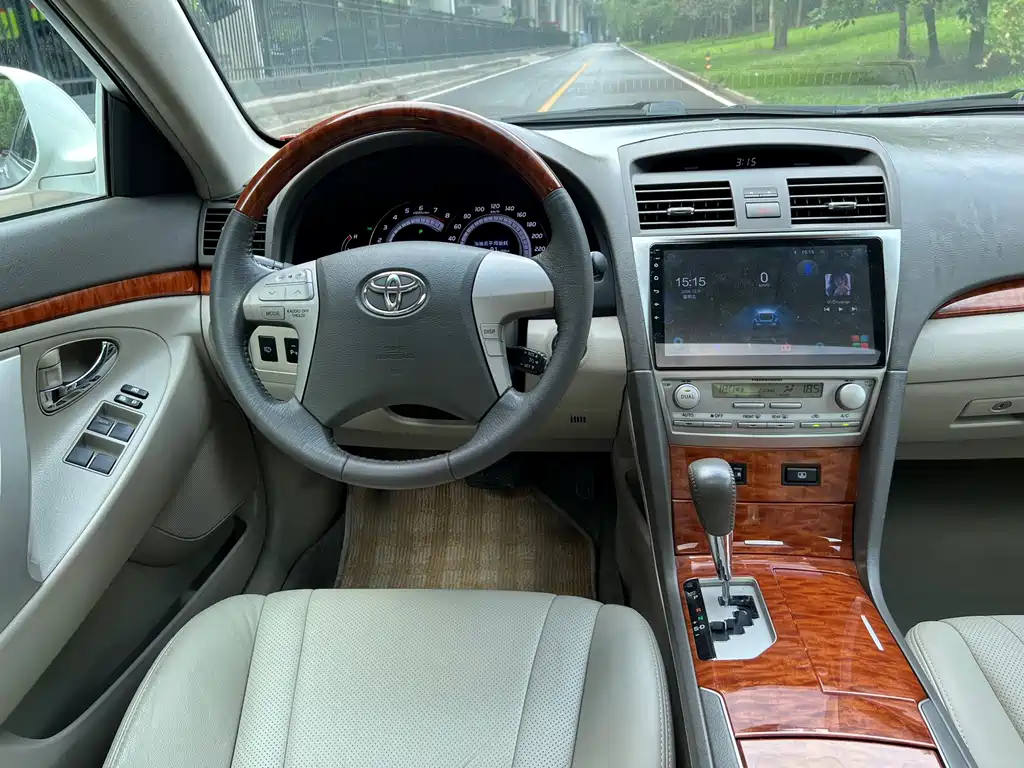 Toyota Camry 2008 — фото 14