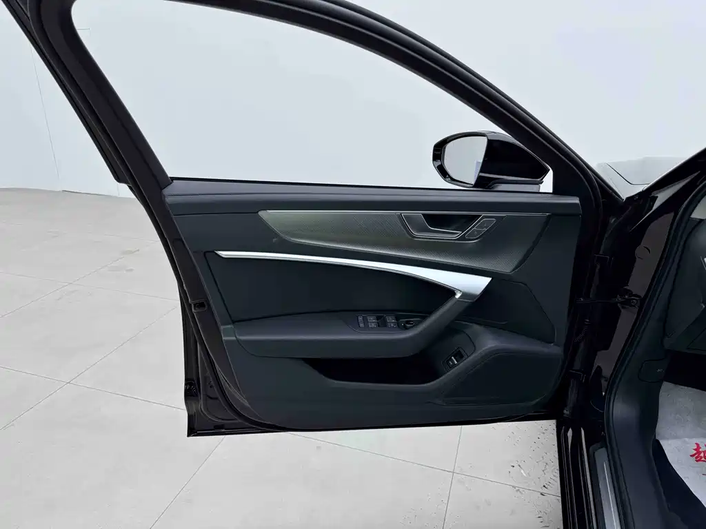 Audi A6L 2024
