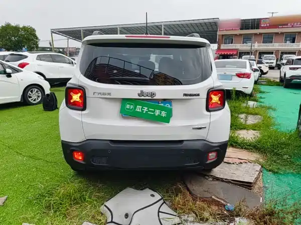 Jeep Freeman 2018