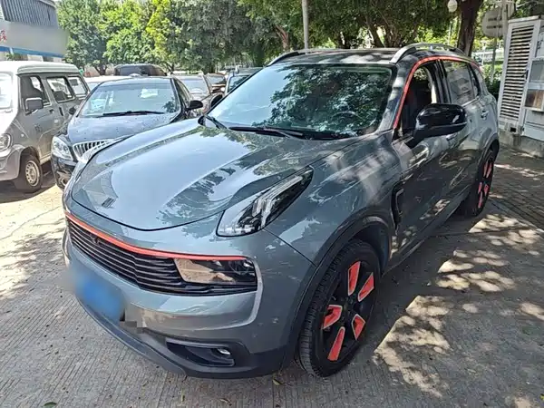 Lynk & Co 01 2019