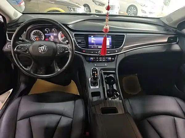 Buick LaCrosse 2021