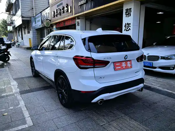 BMW X1 2021