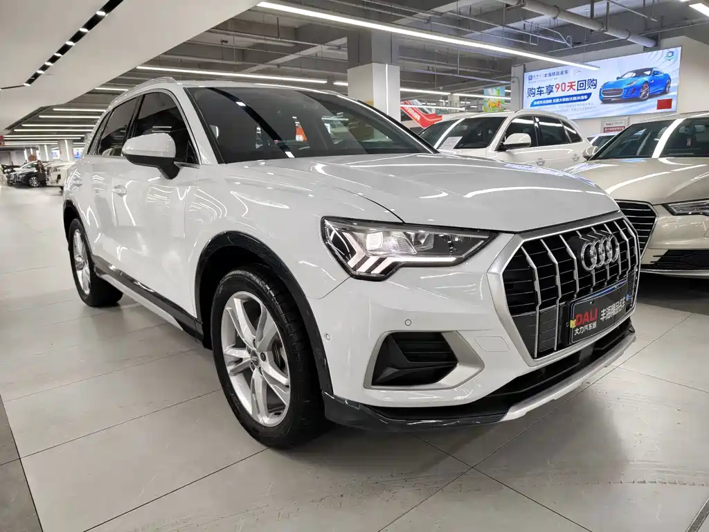 Audi Q3 2021
