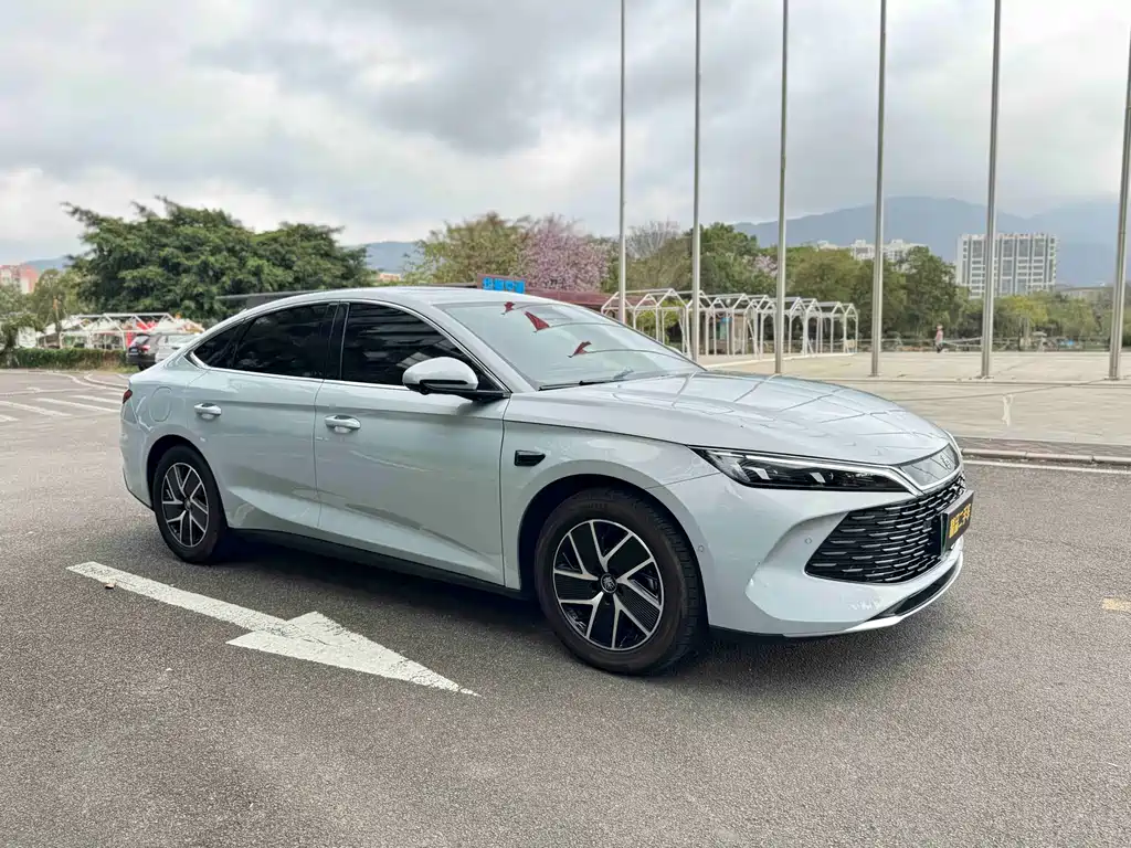 BYD Qin L 2025 — фото 3