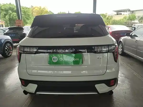 Lynk & Co 01 EM-P 2019