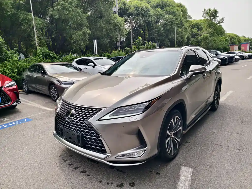Lexus RX 2020