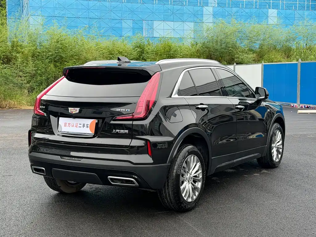 Cadillac XT4 2023 — фото 13
