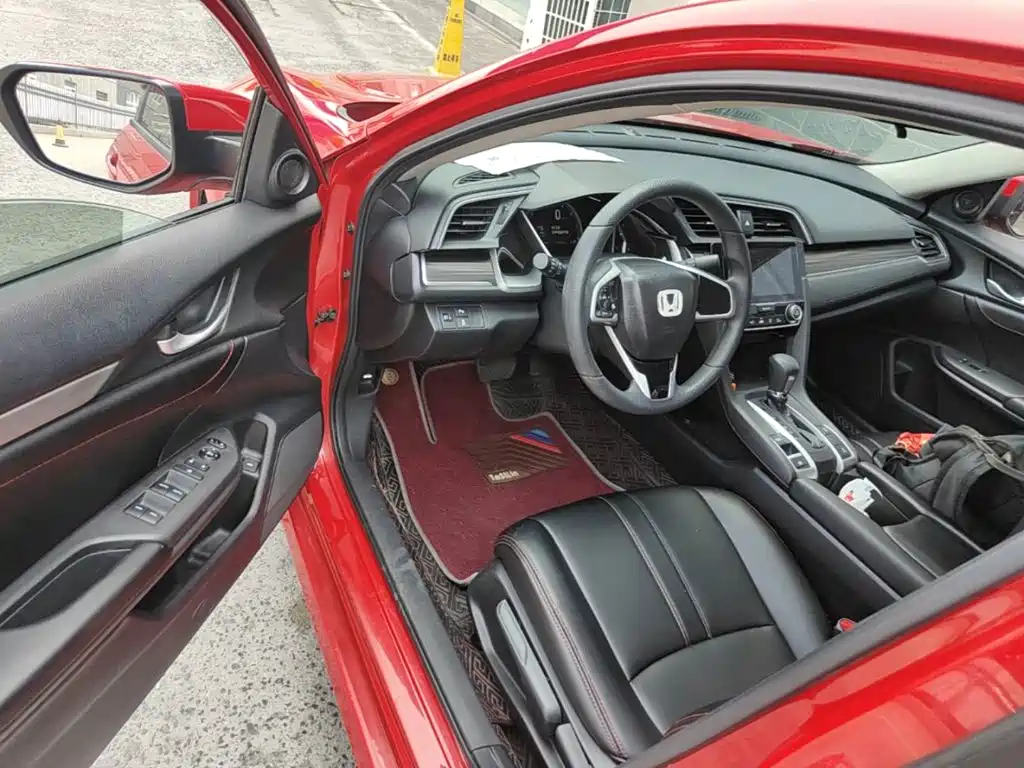 Honda Civic 2020 — фото 16