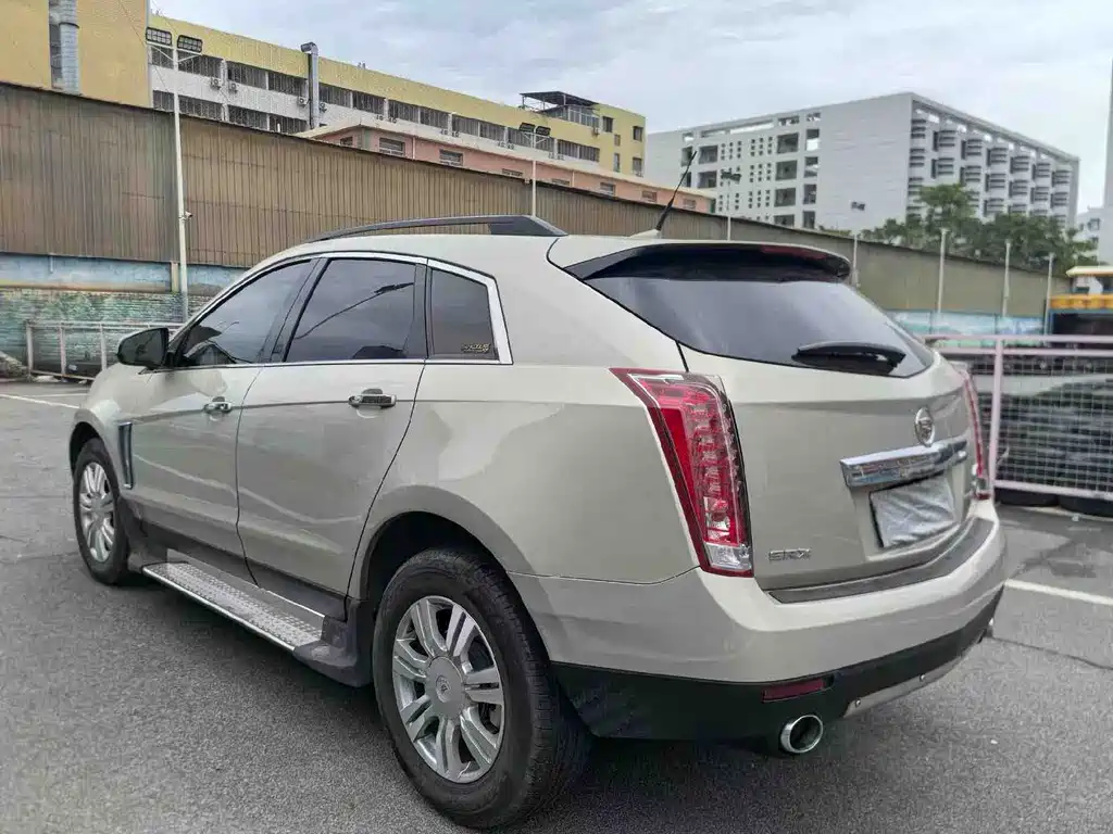 Cadillac SRX 2014 — фото 4