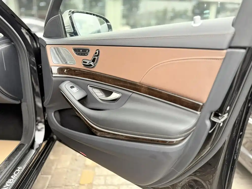 Mercedes-Benz S-Class 2018 — фото 16