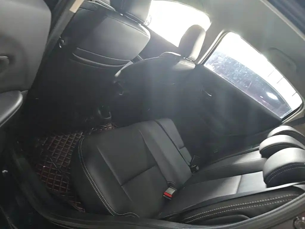 Honda Vezel 2018 — фото 17