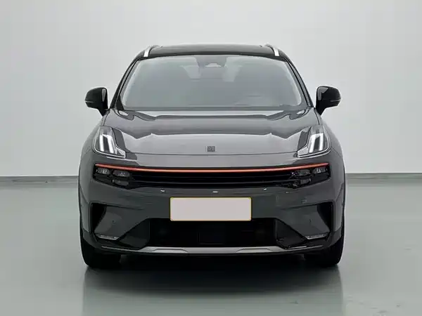 Lynk & Co 06 2022