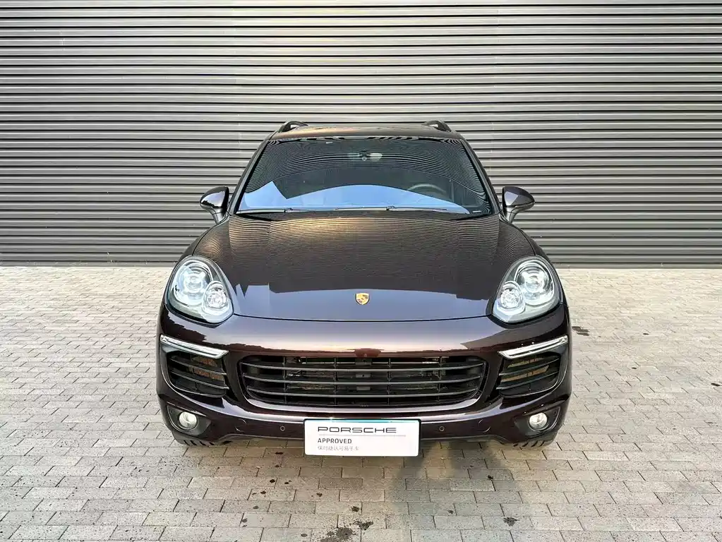 Porsche Cayenne 2017 — фото 2