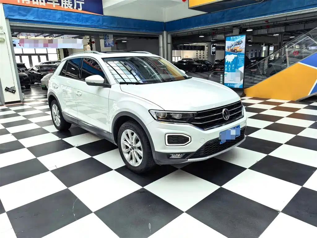Volkswagen T-Roc 2022 — фото 3