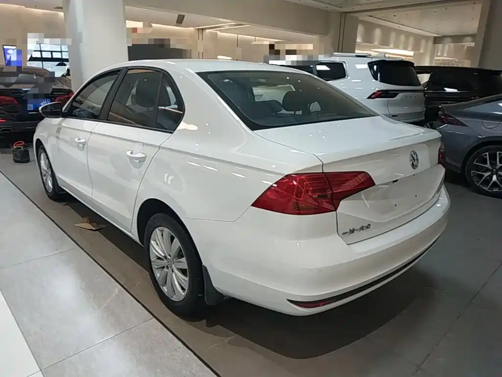 Volkswagen Bora 2021