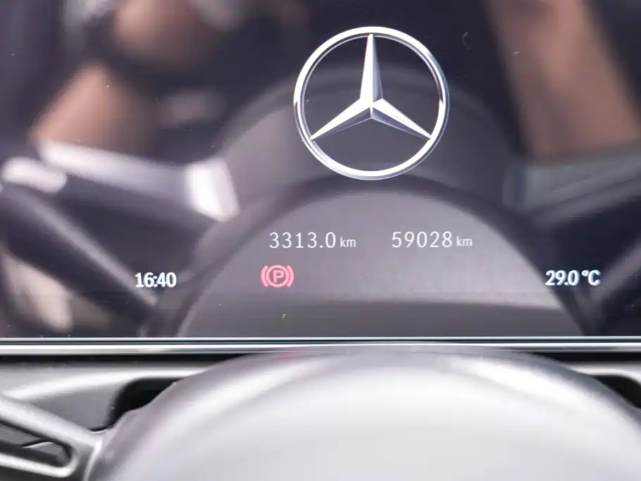 Mercedes-Benz C-Class 2022 — фото 19