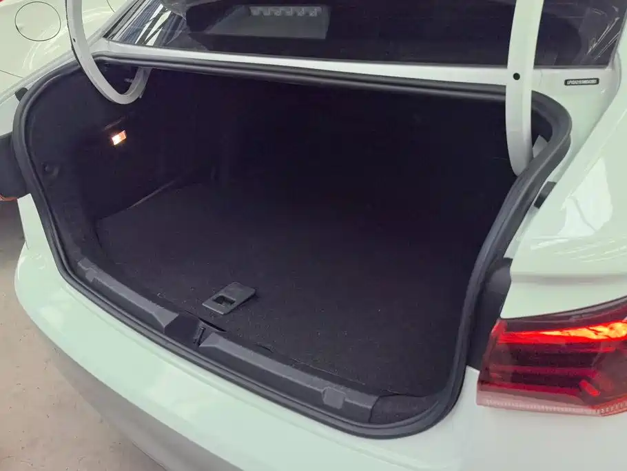 Volkswagen Bora 2021