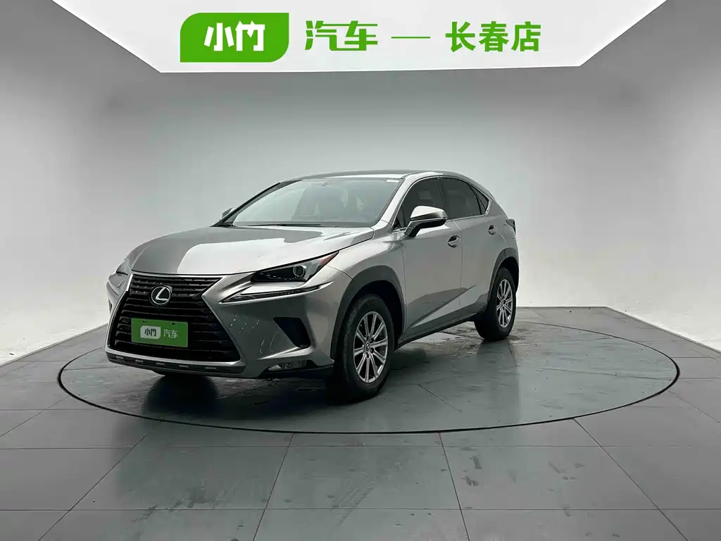 Lexus NX 2021