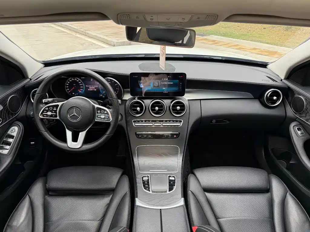Mercedes-Benz C-Class 2019 — фото 6