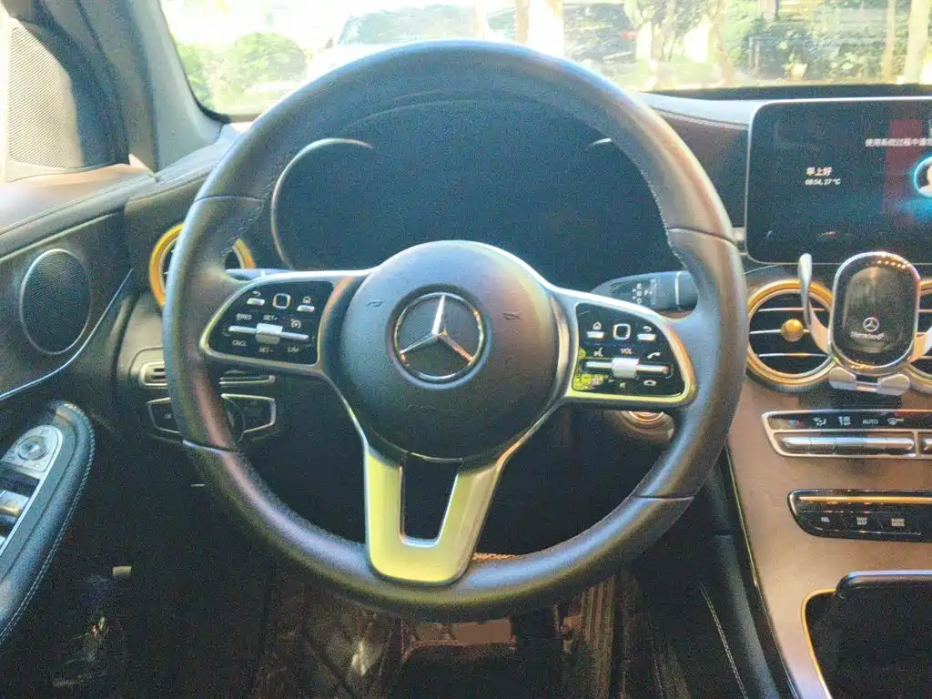 Mercedes-Benz GLC 2019 — фото 11