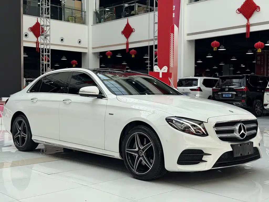 Mercedes-Benz E-Class 2020 — фото 3